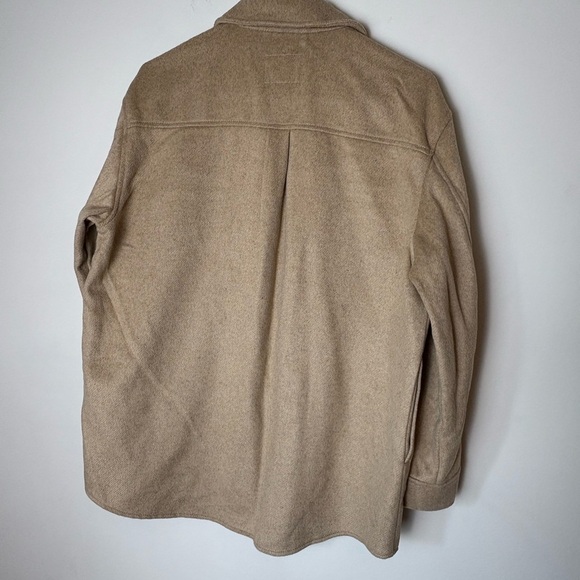 Old Navy Tan Shacket. Unisex - Picture 9 of 12